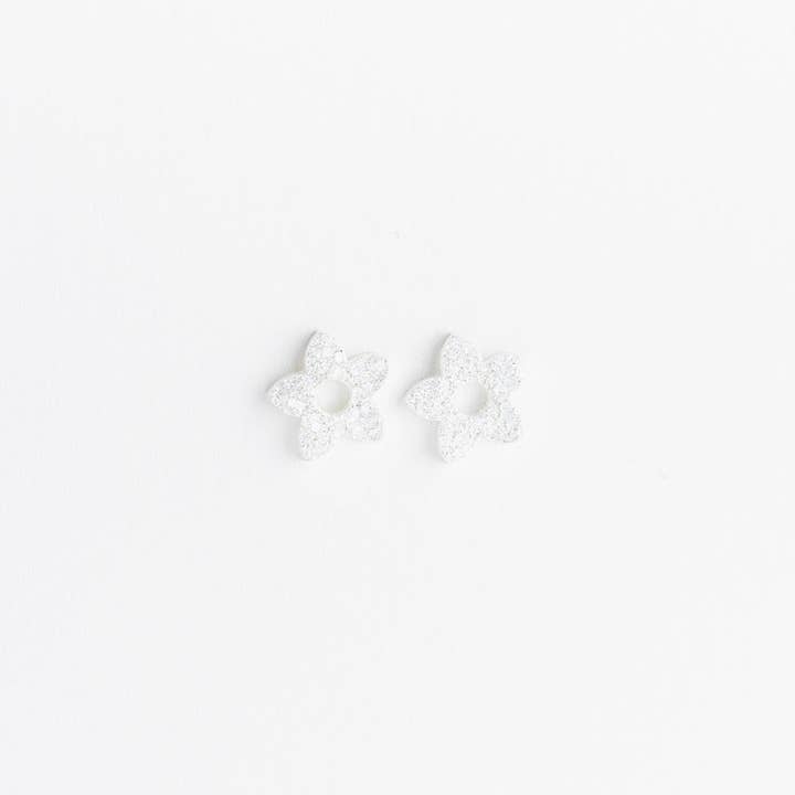 Les Nicolettes - Wholesale Hoop Earrings - Ivory Mini Tiaré Creoles2