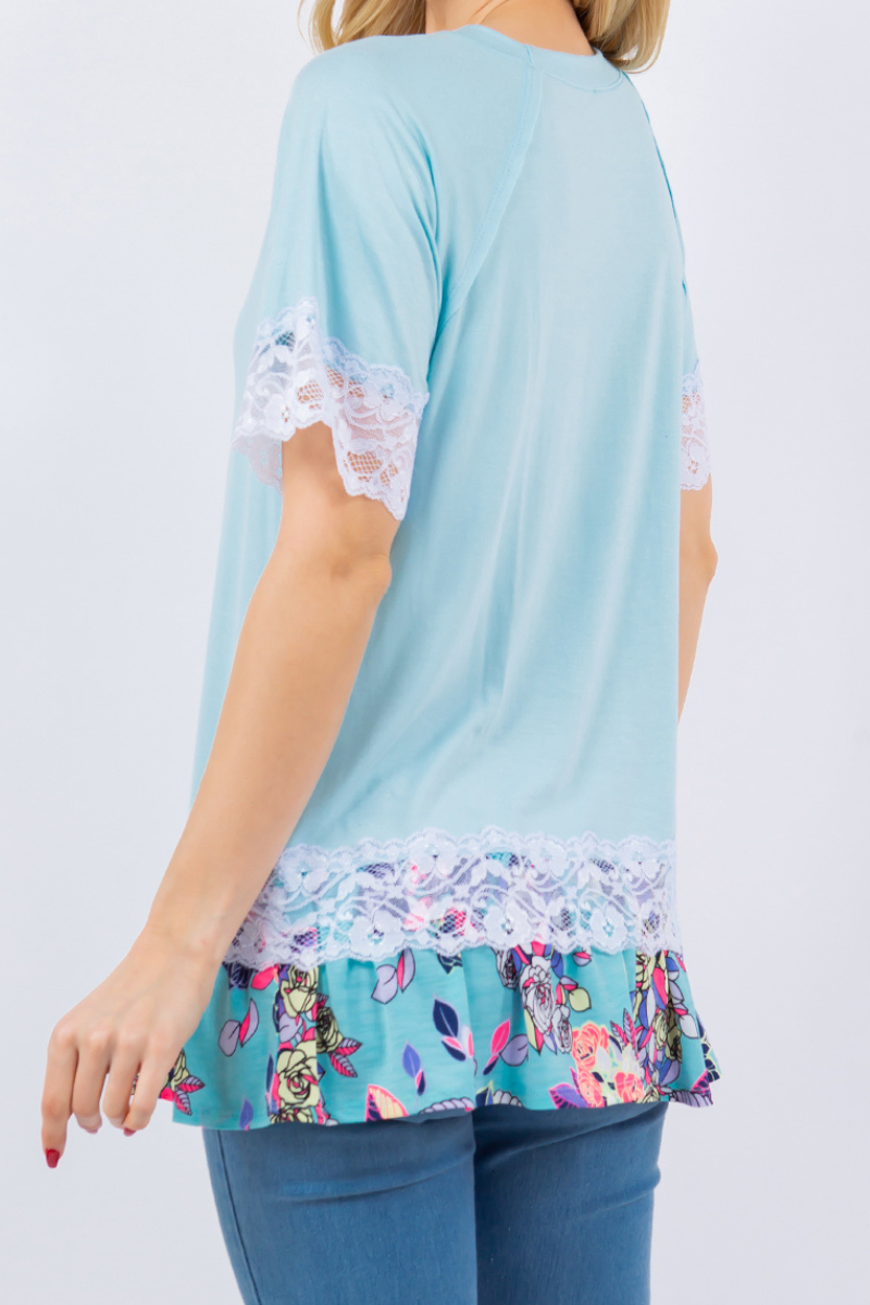 Celeste Clothing - Wholesale Tunic - Women's - PLUS SIZE FLORAL TUNIC LAYERING TOP WITH LACE -CT118194