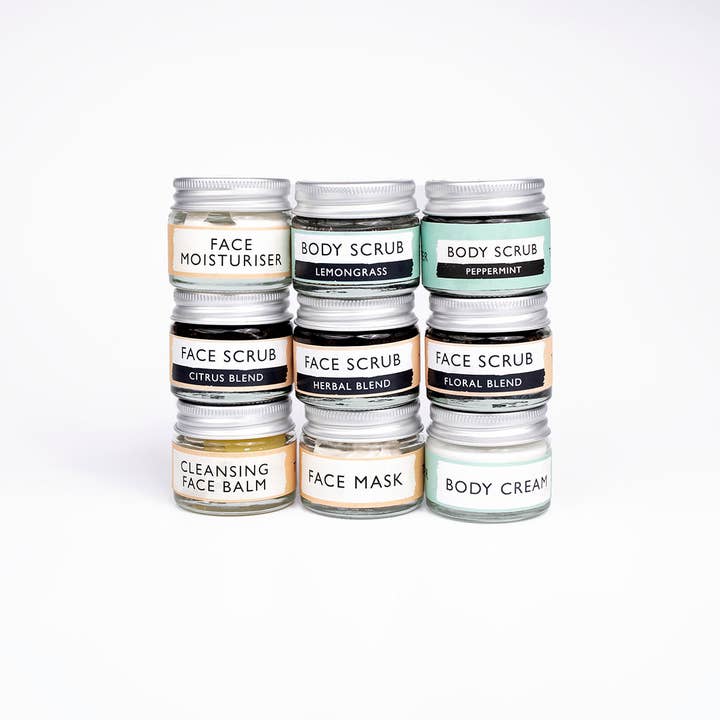 UpCircle Beauty UK - Venta al por mayor Cremas/lociones de manos - Crema de manos ecológica con ácidos de flor de hibisco reciclados7