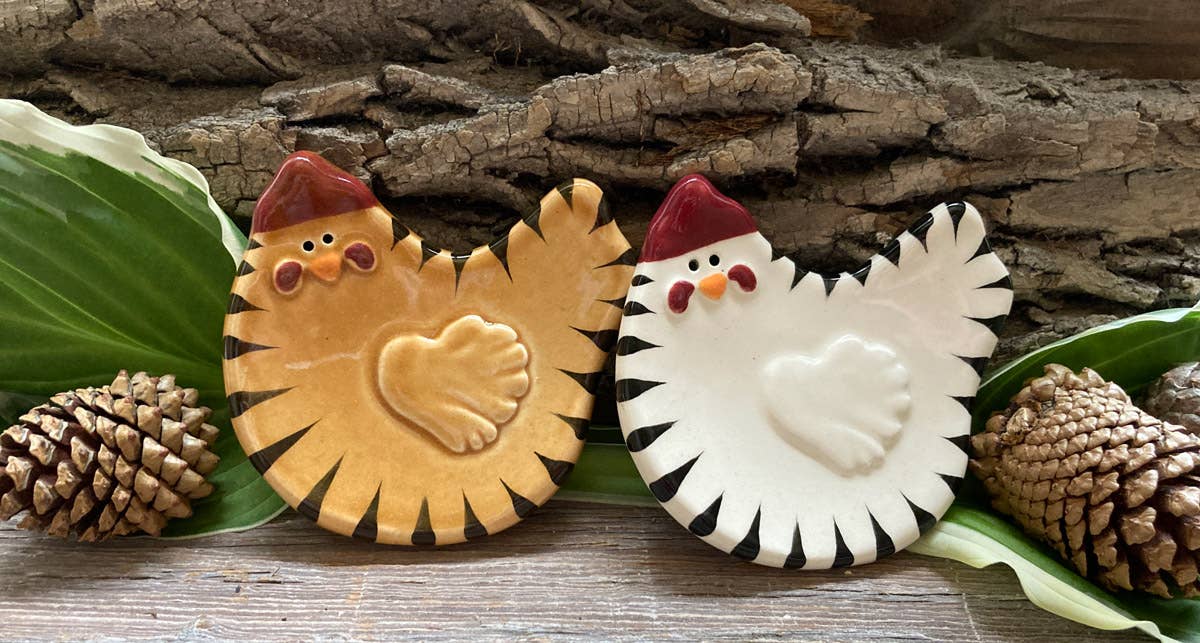 August Ceramics – wholesale Smyckesfat – Mini kycklingrätt skedstöd1