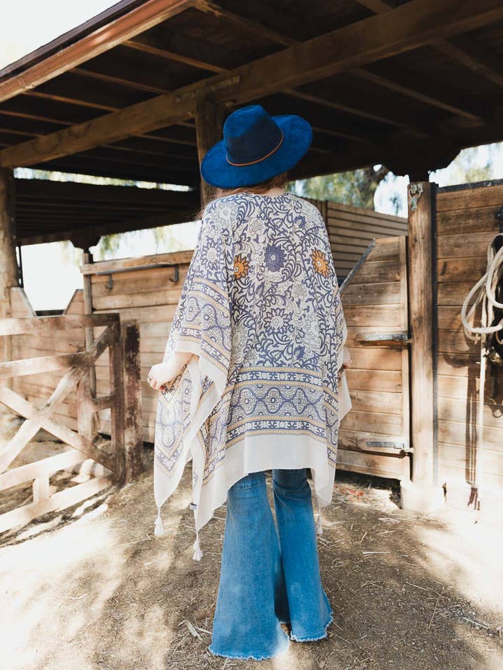 Leto Accessories – wholesale Kimono - Dam – Touch av Morroco Tapestry Tassel Kimono 🌼2