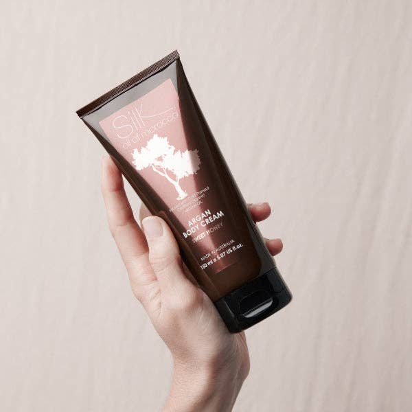 Silk oil of Morocco - Wholesale Body cream/lotion - Sweet Honey Argan Body Cream with Pentavitin9