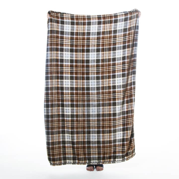 Carstens, Inc. - Wholesale Throw Blanket - Autumn Plaid Heavy Plush Throw2