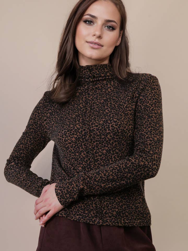 NT12300-Printed & Leopard Fitted Knit Top for wholesale by VERY J