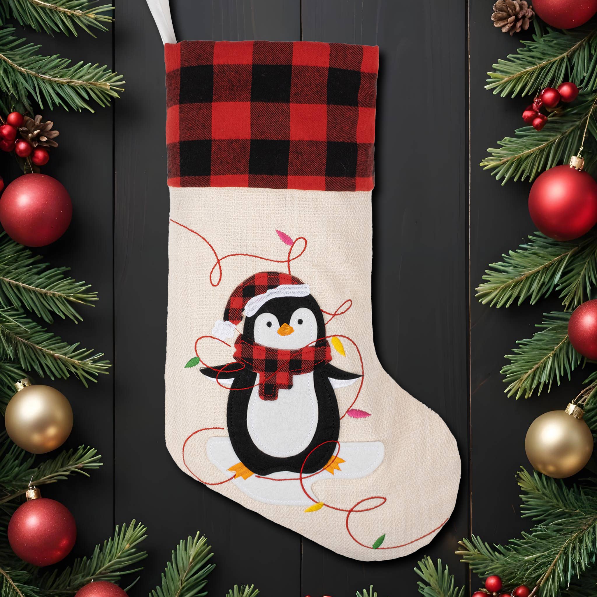 GEXWORLDWIDE - Vente Collants festifs - Bas de Noël à carreaux rouges et noirs brodés4