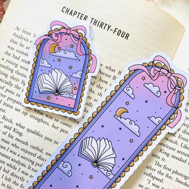 Chapter & Ink - Wholesale Bookmark - Late Night Reader magnetic bookmark0