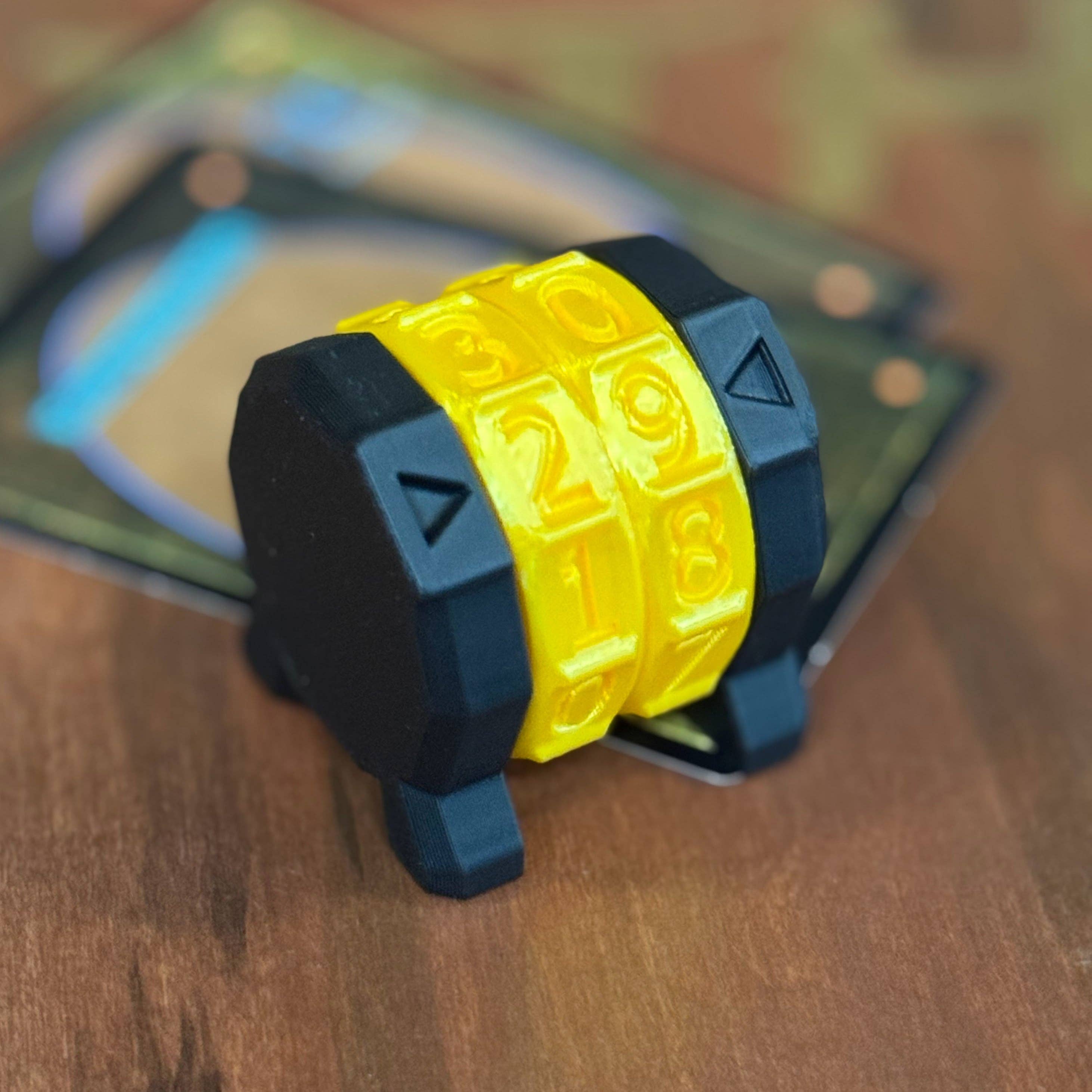 We Geek Together – wholesale Board game – Adjustable Life Counter for TCGs and RPGs0