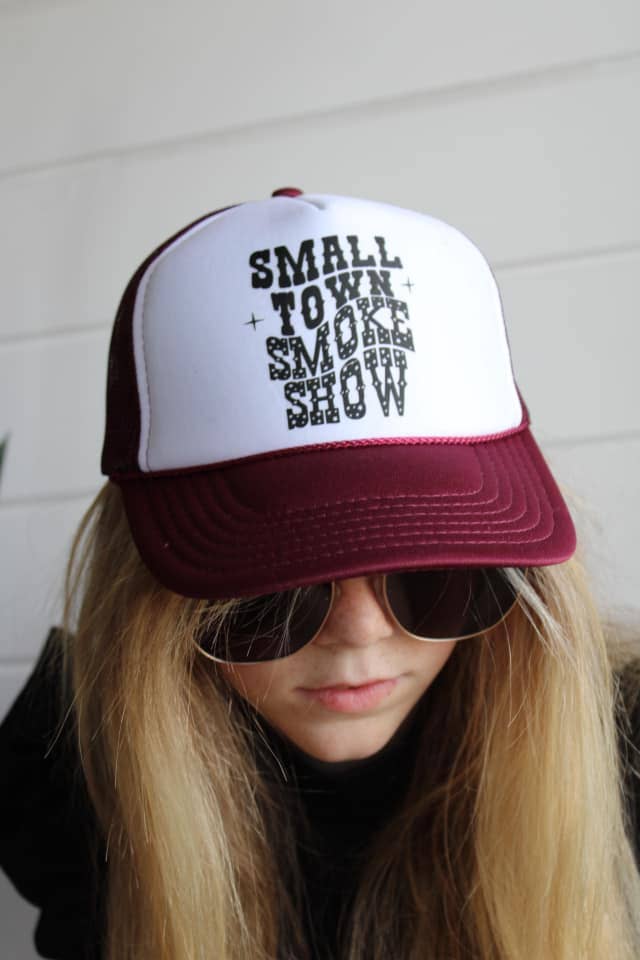 Hank & Scoot – wholesale Trucker hat – Women’s – Small Town Smoke Show Trucker Cap