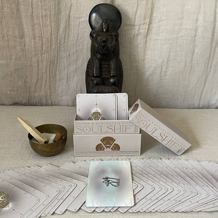 LevietateCo - Wholesale Tarot Cards - Soul Shift Cards | Oracle | Reflective | Mindful Rituals6