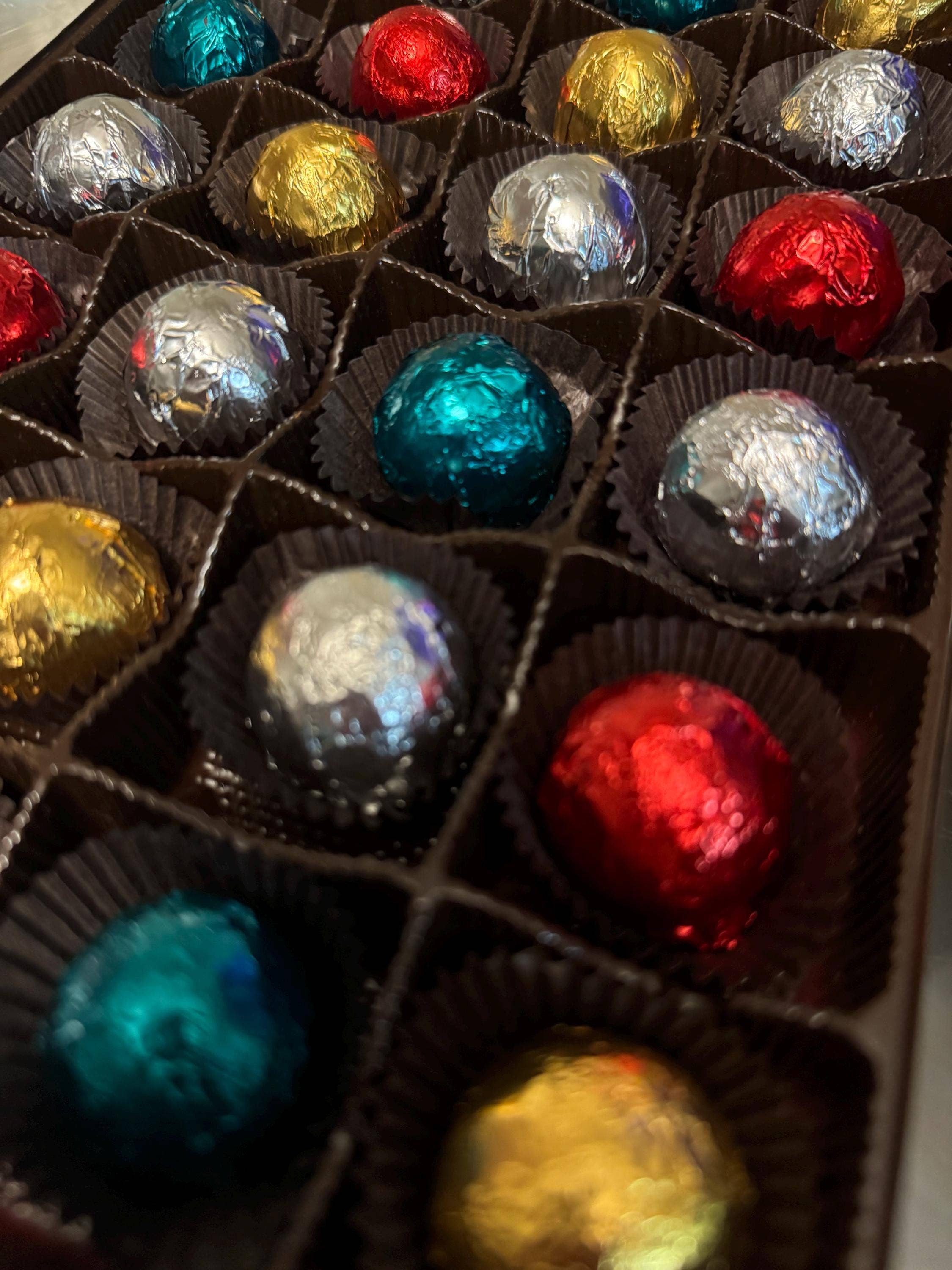 Cardinal Chocolates – wholesale Chocolate box – Chocolate Truffle Advent Calendar Count Down To Christmas3