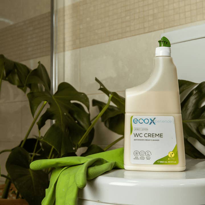 Ecoxperience - Wholesale Toilet Cleaner - WC Lemon Cream 0.85L2