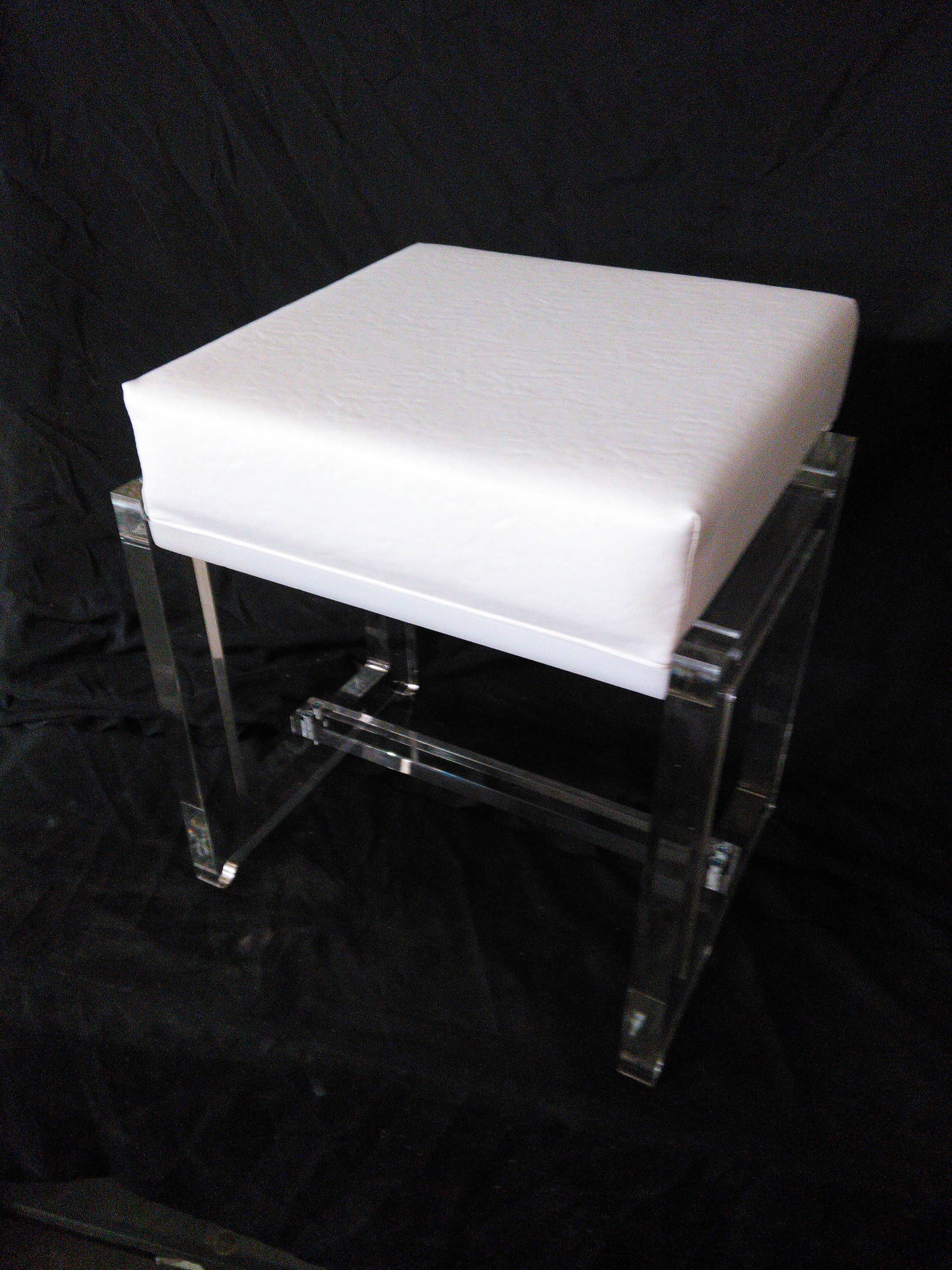 Plasticmart - Wholesale Stool - Acrylic Vanity Stool1