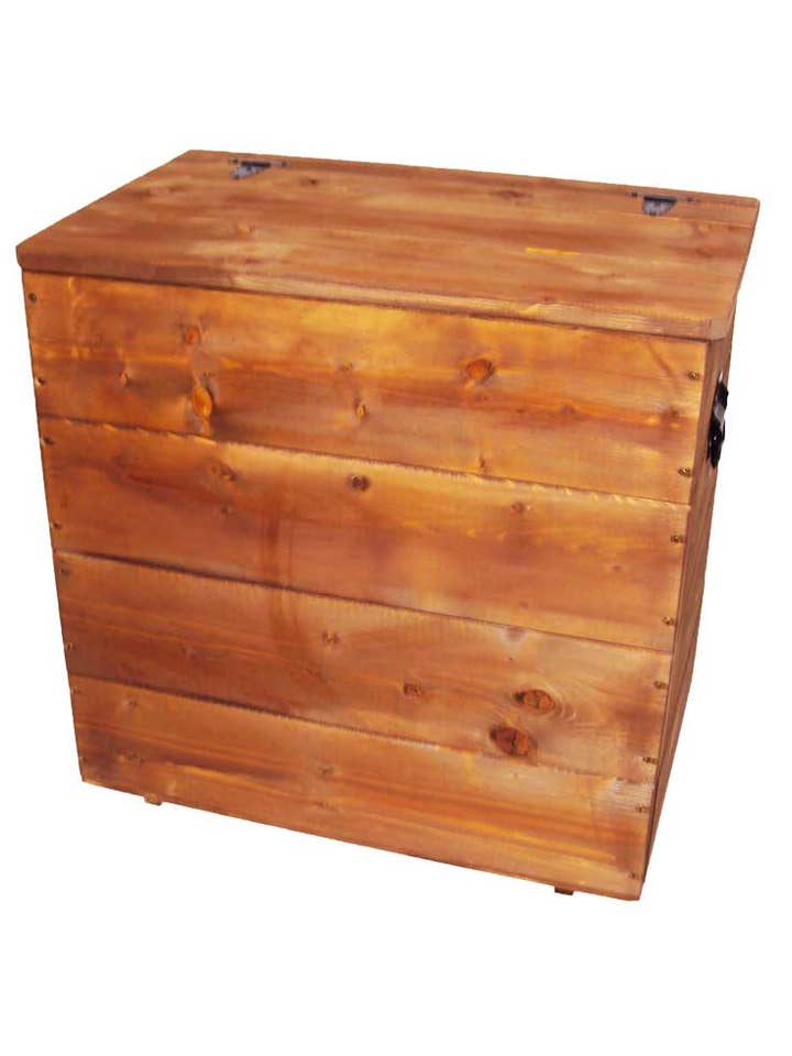 Handcrafted “Bormio” wooden trunk and container for wholesale by Capra Attilio