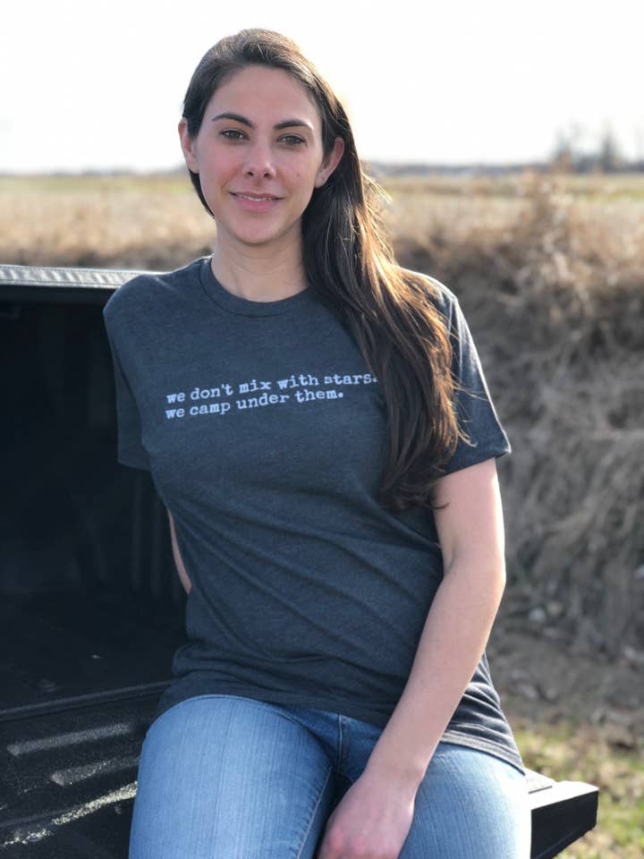 lejr under stjerner - Unisex T for engroshandel hos regular rural