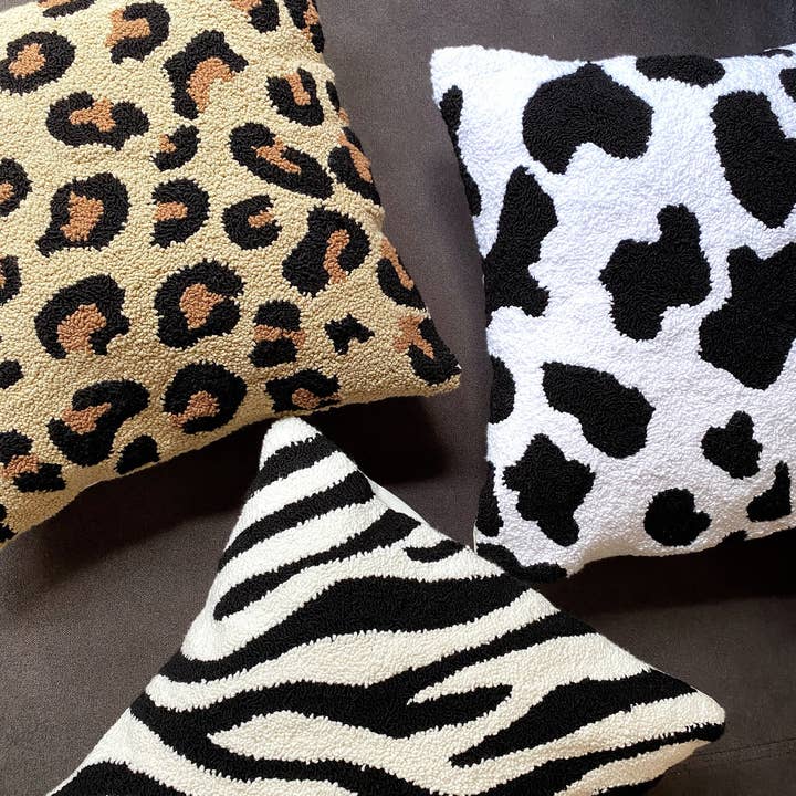 Honey Art and Nature - Vente Housse de coussin - Housses de coussin brodées guépard et léopard tuftées à la main1