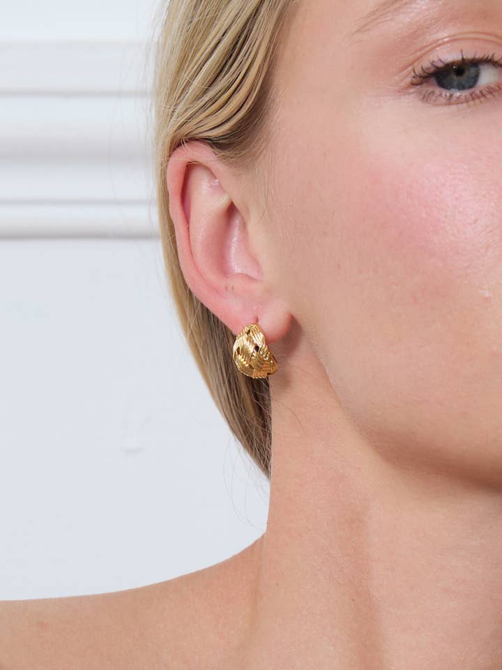 124AQ237 stainless steel earrings for wholesale by BYREN | ÉLINE L'ATELIER