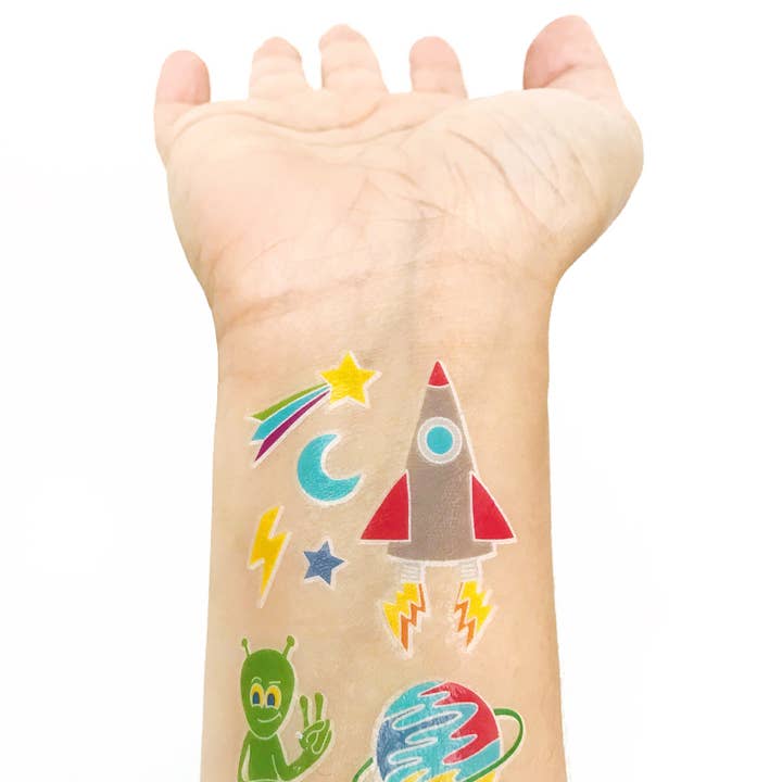 Tatuajes temporales que brillan en la oscuridad para venta al por mayor de Love & Lion