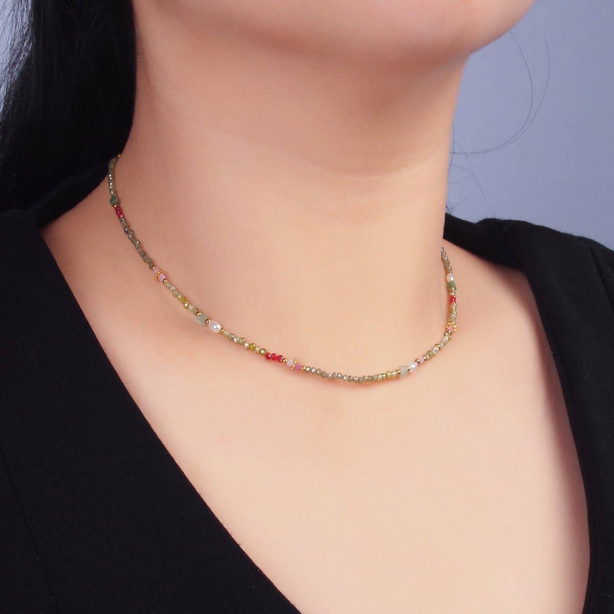 Aim Eternal – Engroshandel Choker/colliers – Halskæde i rustfrit stål med grøn-rød natursten, 15 tommer choker | WA-30981