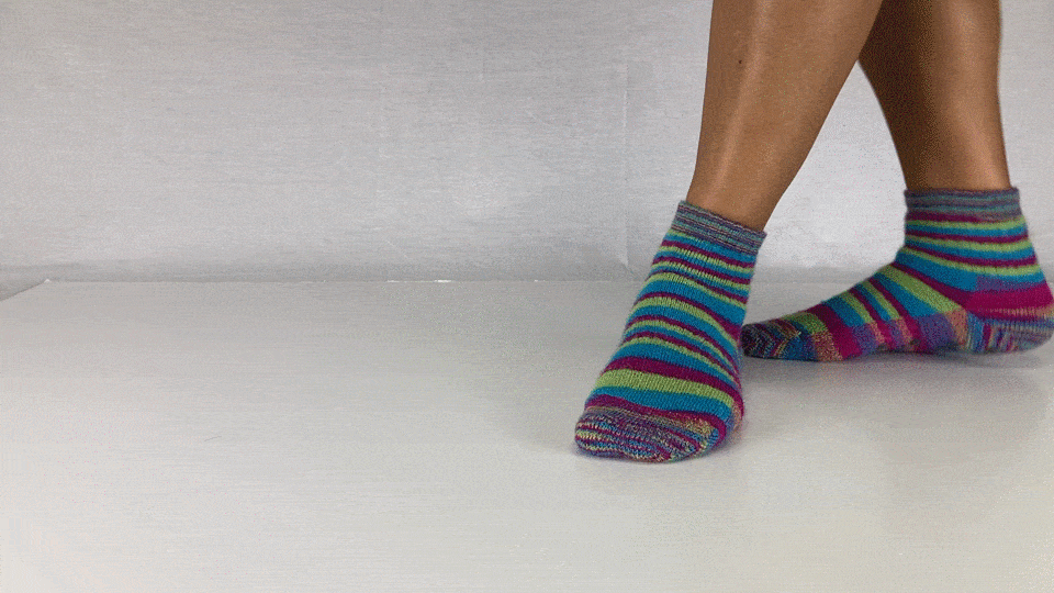 My Comfy Apparel - Wholesale Socks - Unisex - Alpaca Slipper Socks3