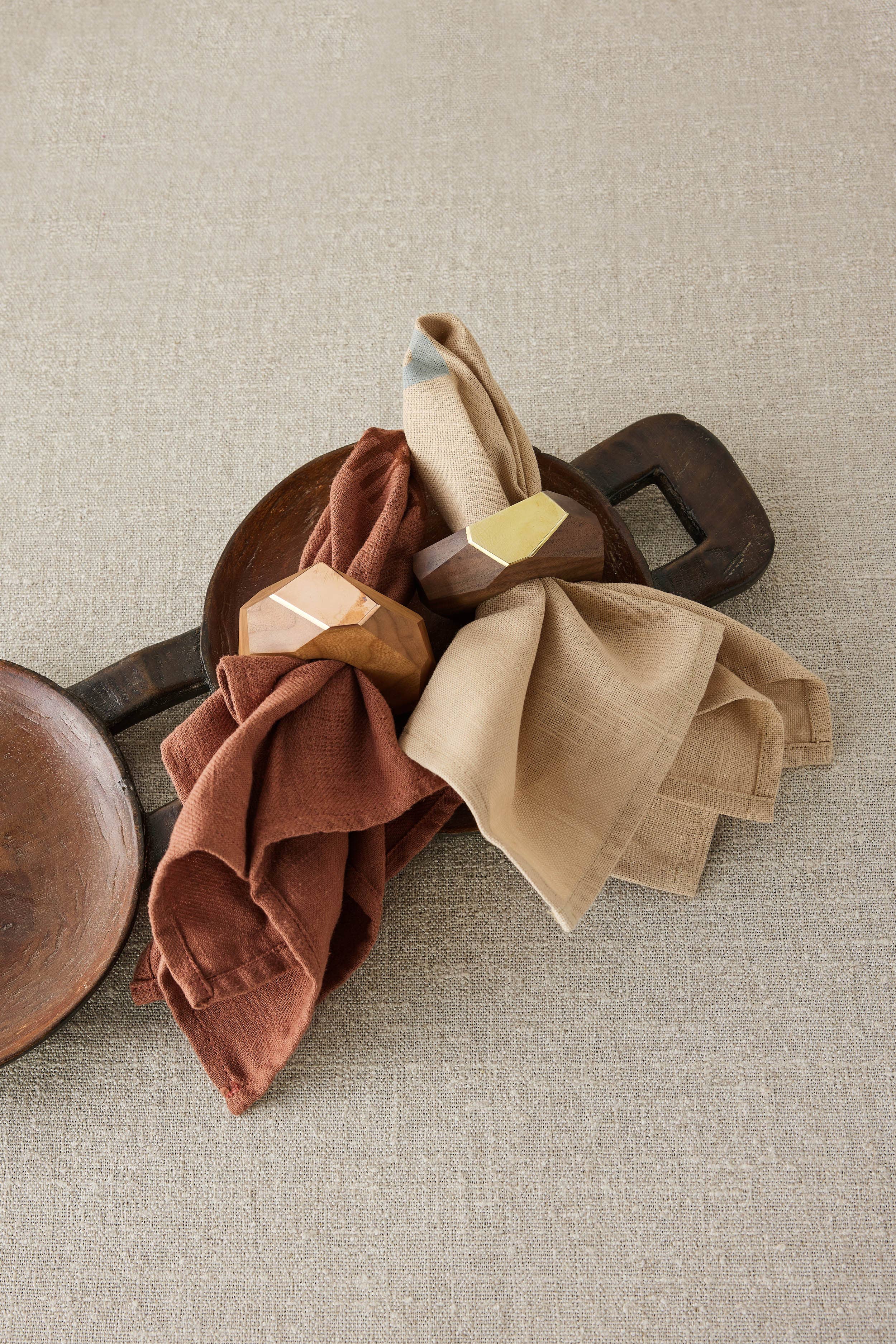 kanju Interiors – wholesale Napkin ring – Black Walnut and Brass Napkin Ring3