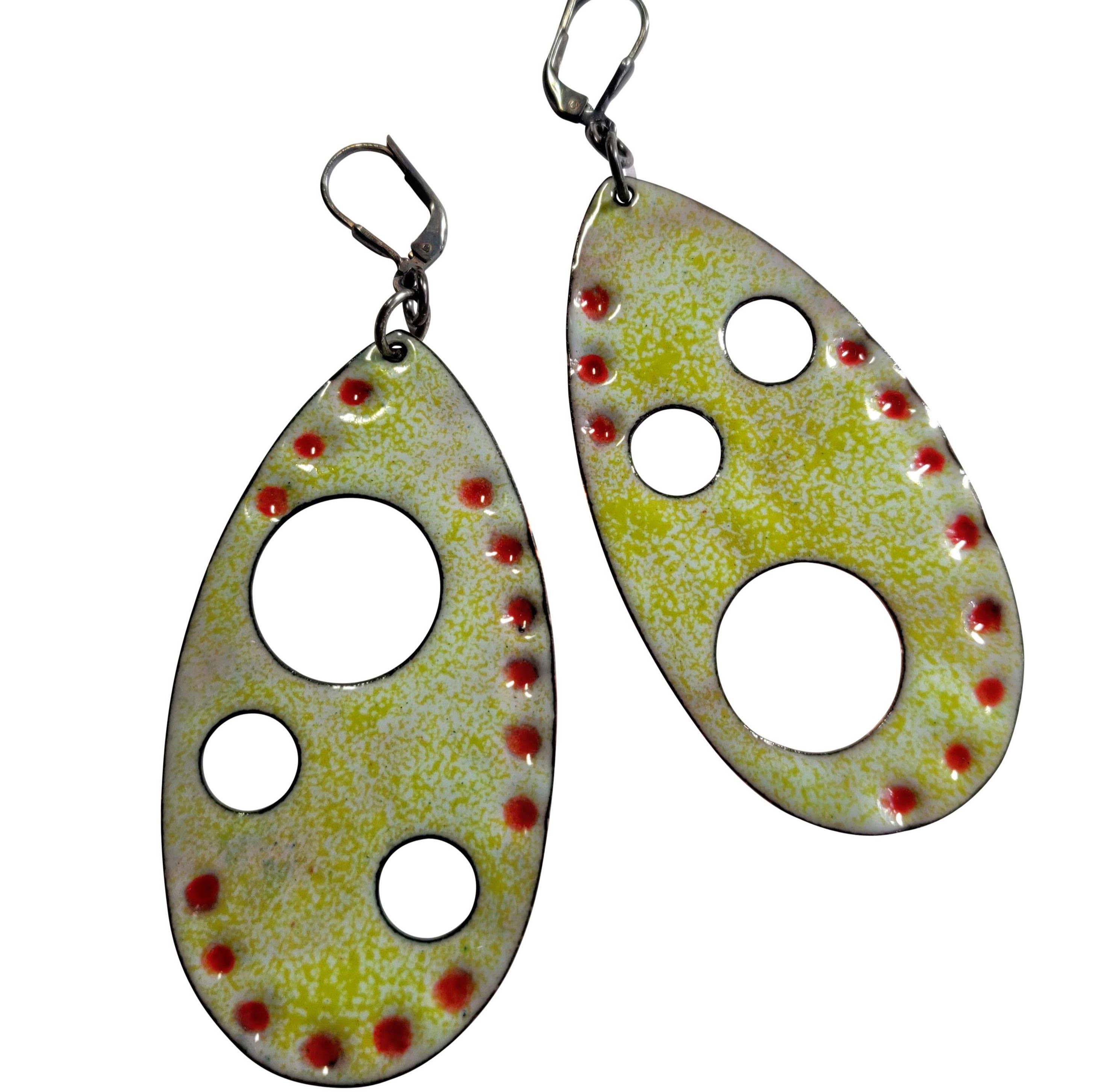 golden and green Pretty Creole stainless steel earrings with a reversible leather colour on the very trendy reversible leather