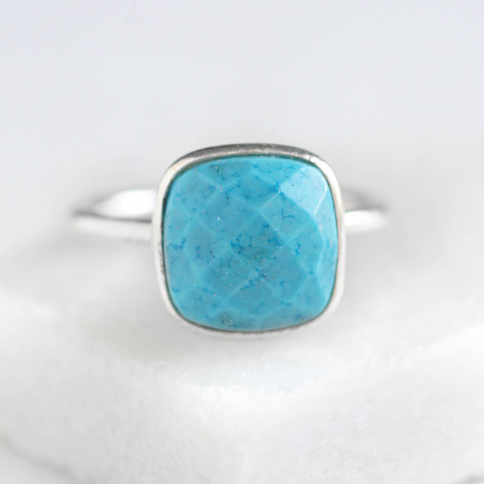 FELIX Z DESIGNS - Wholesale Ring met een steen/solitaire ring - Kussen stapelbare ring3