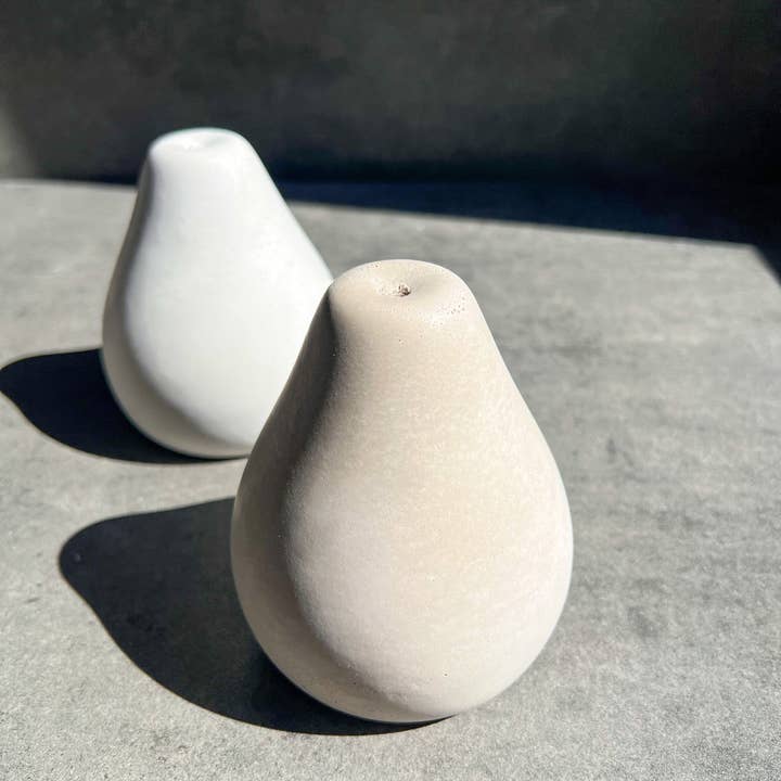 Minimal Loot Design – Engroshandel Skulptur – BETONPÆRESKULPTUR, Minimalistisk cementindretning, bordpladekunstfigur, moderne dekorativ frugt, dekorativ pære, indretning til sofabord3