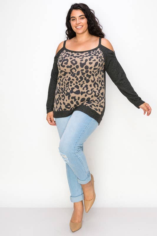 A.gain – Großhandel Strickoberteil – Damen – 10766LP561 - COLD-SHOULDER-TOP MIT TIERMUSTER IN ÜBERGRÖSSE3