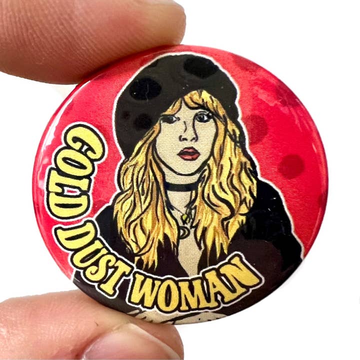 Stevie Nicks Gold Dust Woman Inspireret Knapnål Badge (pakke med 3) for engroshandel hos Bite Your Granny