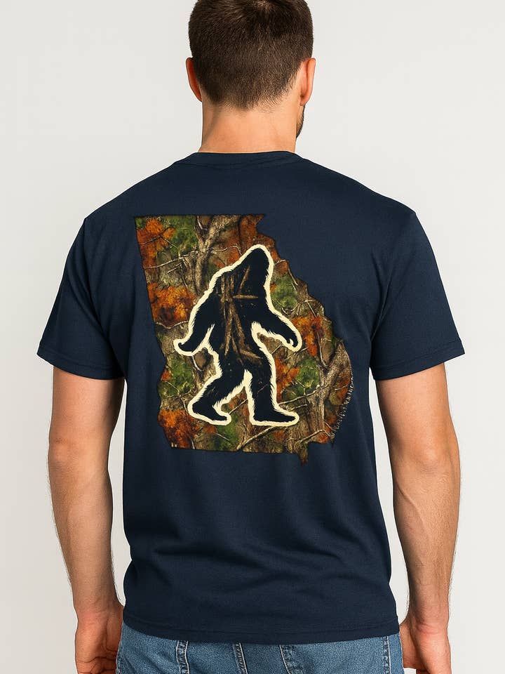 River Tide Apparel – Engroshandel Grafisk t-shirt - Unisex – Georgia Sasquatch T-shirt2