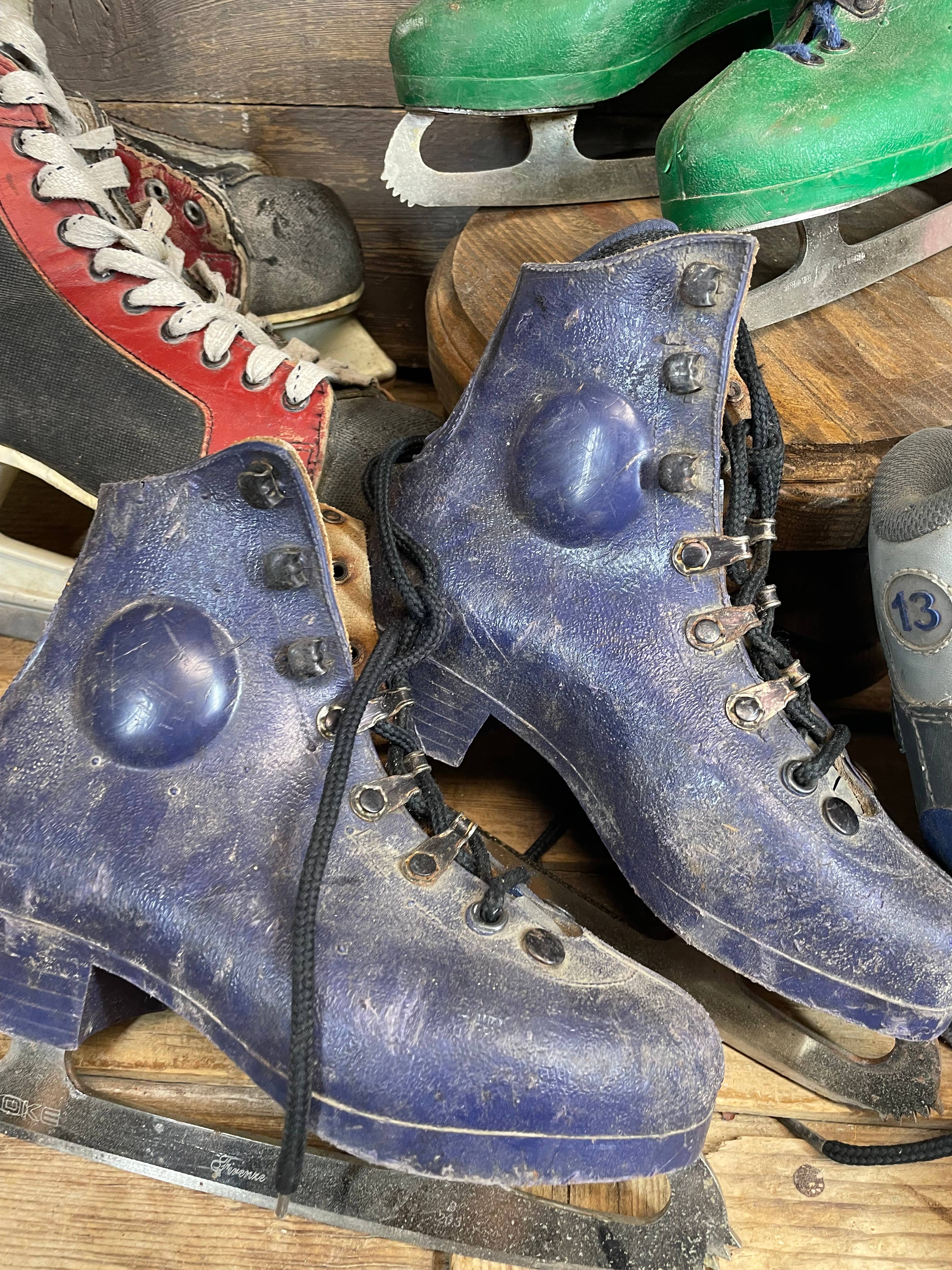 My Amigos Imports - Wholesale Sporting Accessories - Vintage Old Ice Skates-Pair-Skating-WH5-Assorted-$28 1