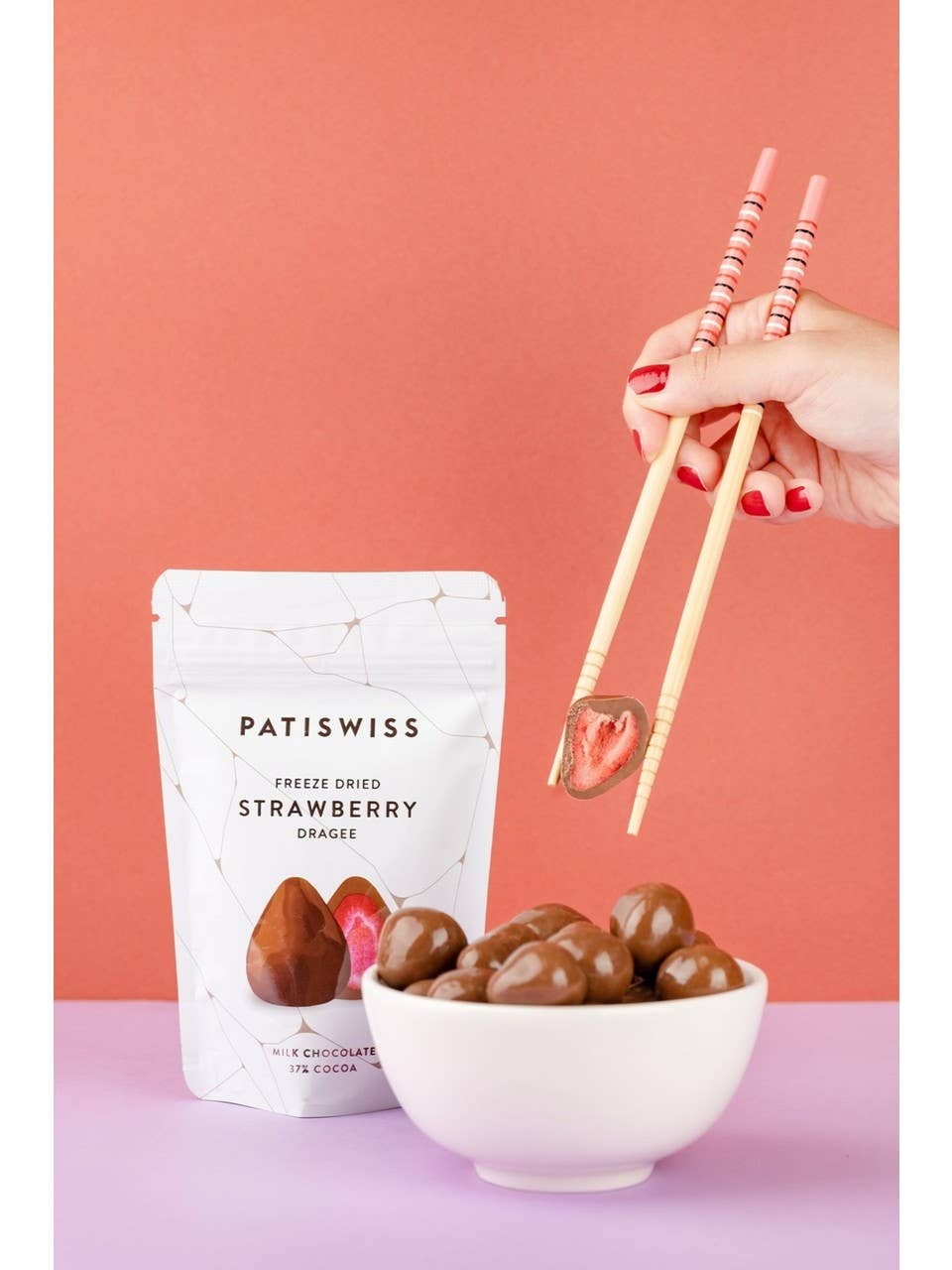 Pistest - Wholesale Chocolate Covered Sweets - Milk Chocolate Strawberry Dragee 80g