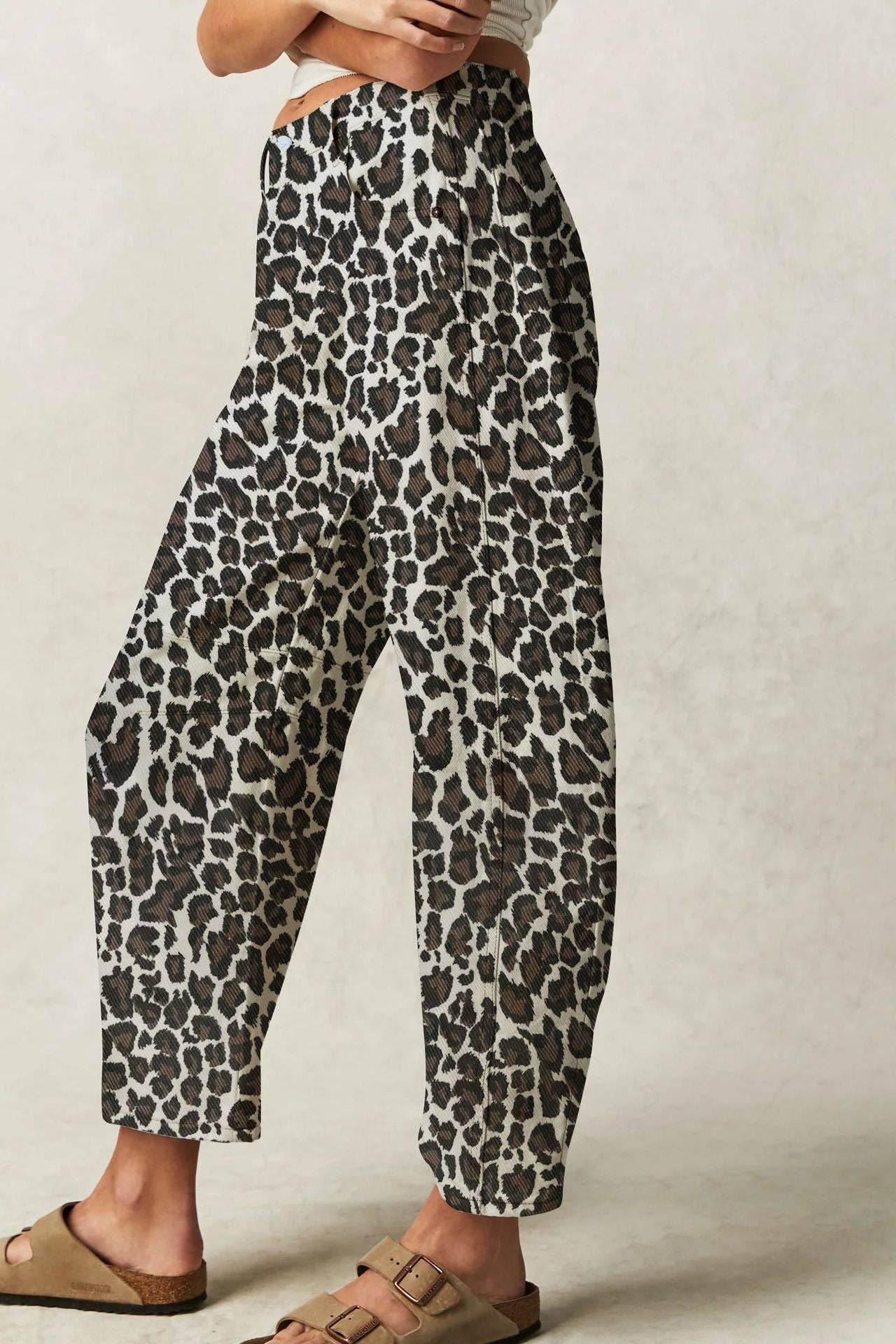 Marayn - Wholesale Jeans - Women's - Leopard Print Loose Fit MidRise Denim Jeans0