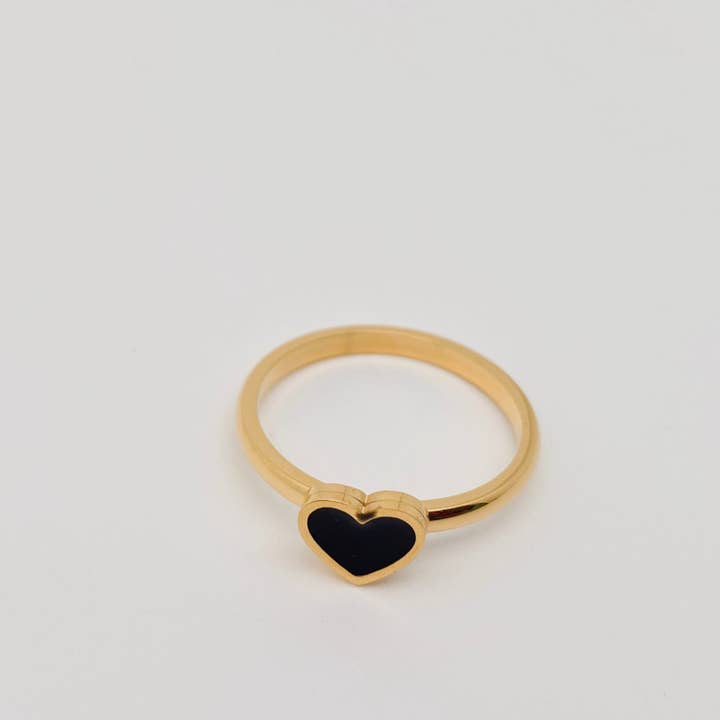Mio Queena - Wholesale Cocktail/Statement Ring - Black Enamel Heart-shaped Stainless Steel Ring - FGS1