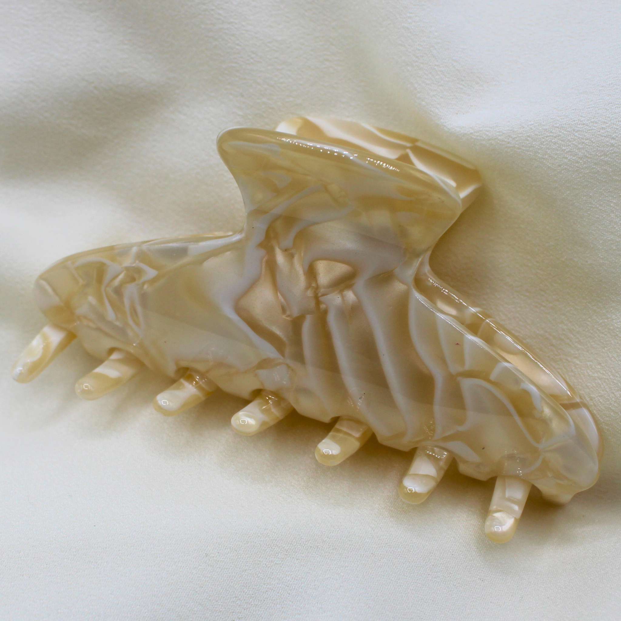 Love Attack - Wholesale Hair Clip - Women's - Izumi Cellulose Acetate Minimalist Hair Claw Clips8