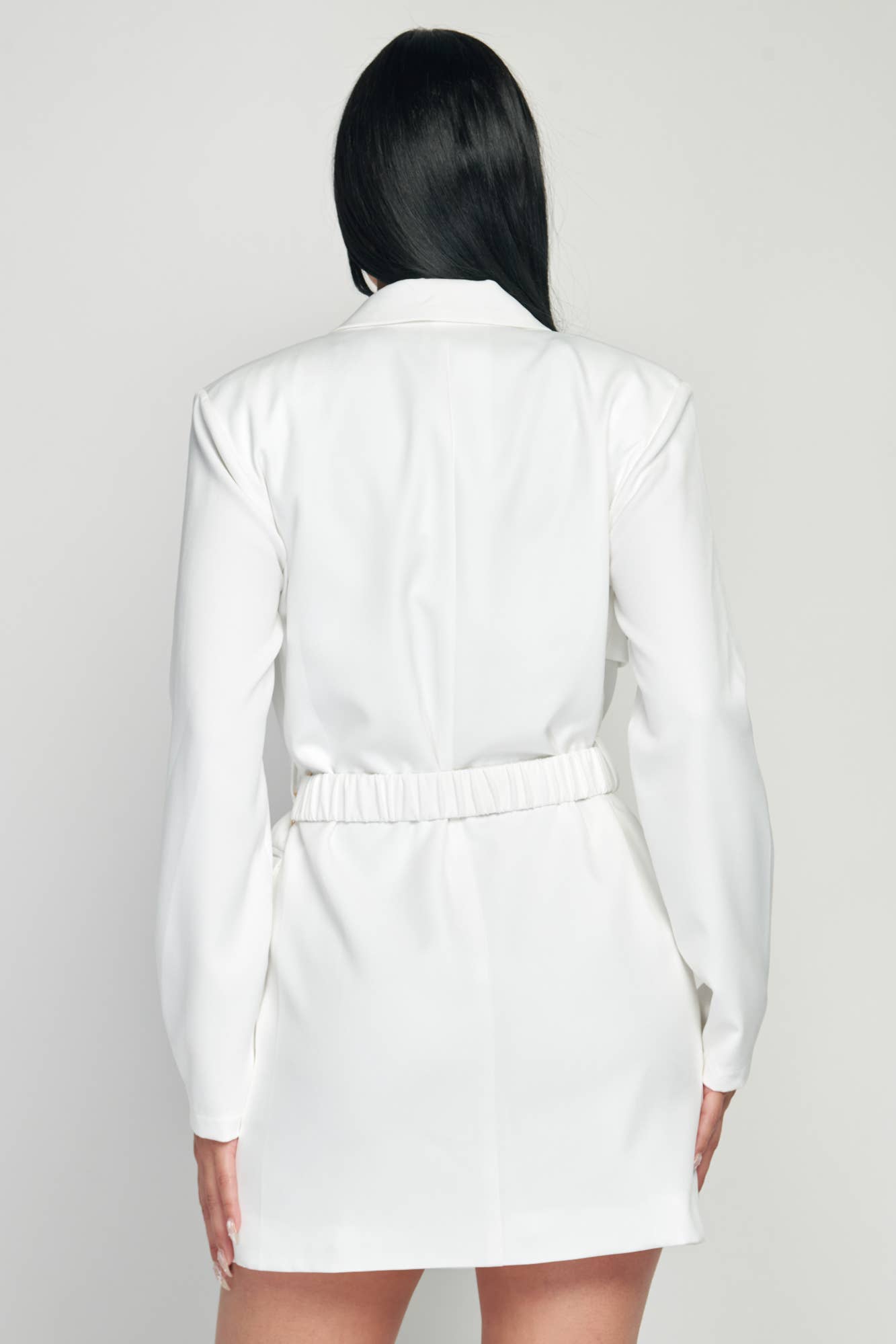 PRIVY - Vendita all'ingrosso Giacca - Donna - ABITO GIACCA BLAZER CON CINTURA A CATENA ORO LUX7