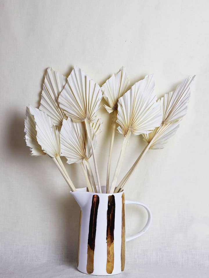 Bleached White Dried Palm Spears for wholesale by SUN AND DAY