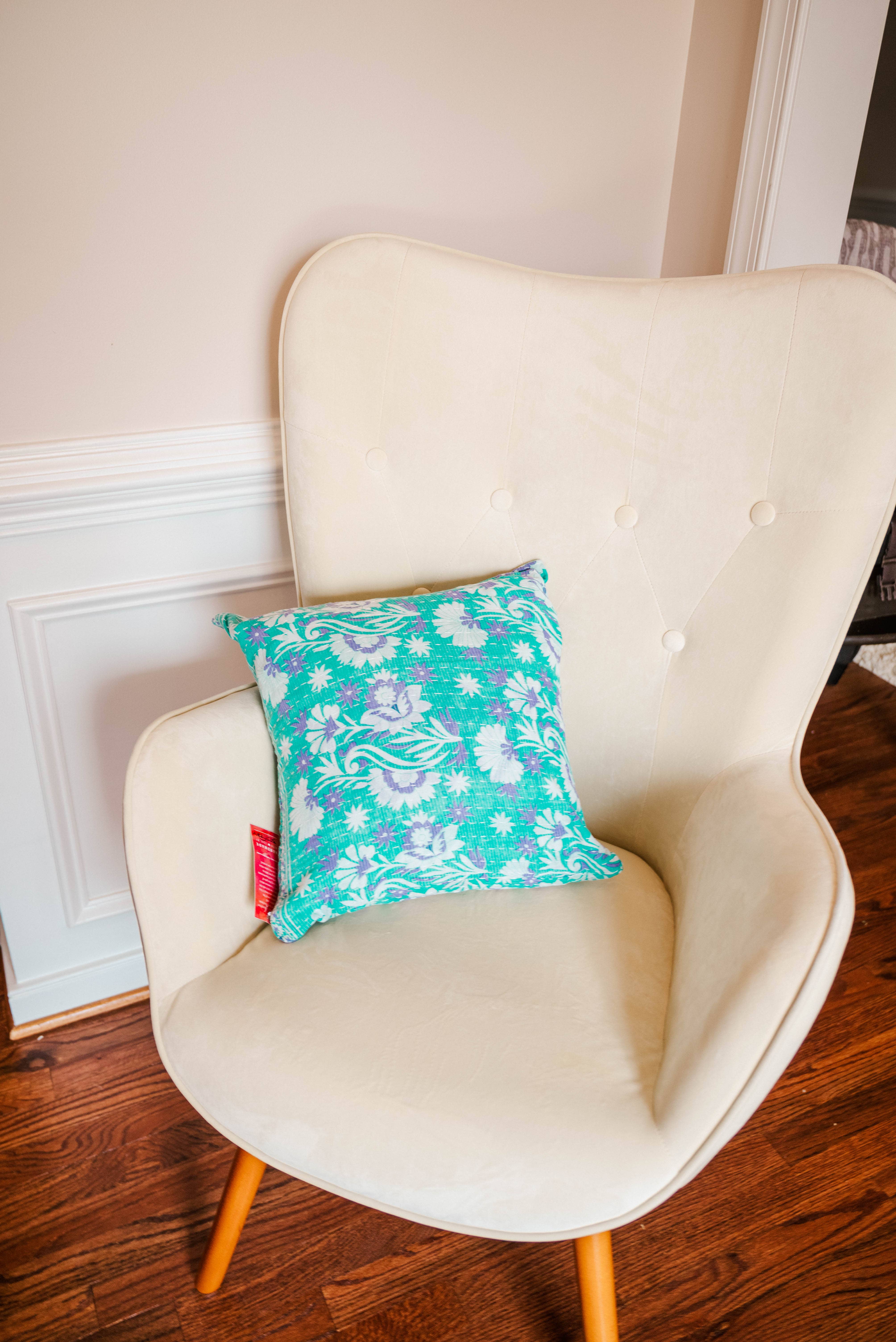 Asha Project – wholesale Prydnadskuddfodral – Kantha Kuddfodral1