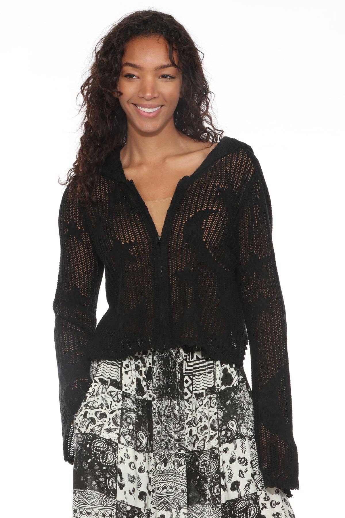 Lakhays Collection Inc. – Großhandel Hoodie – Damen – Himmlische Lacy Cropped Zip Hoodie7