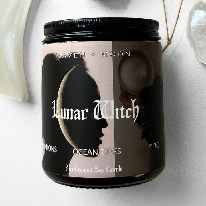 Vela de coco y soja Lunar Witch, 8 onzas para venta al por mayor de MAVEN + MOON