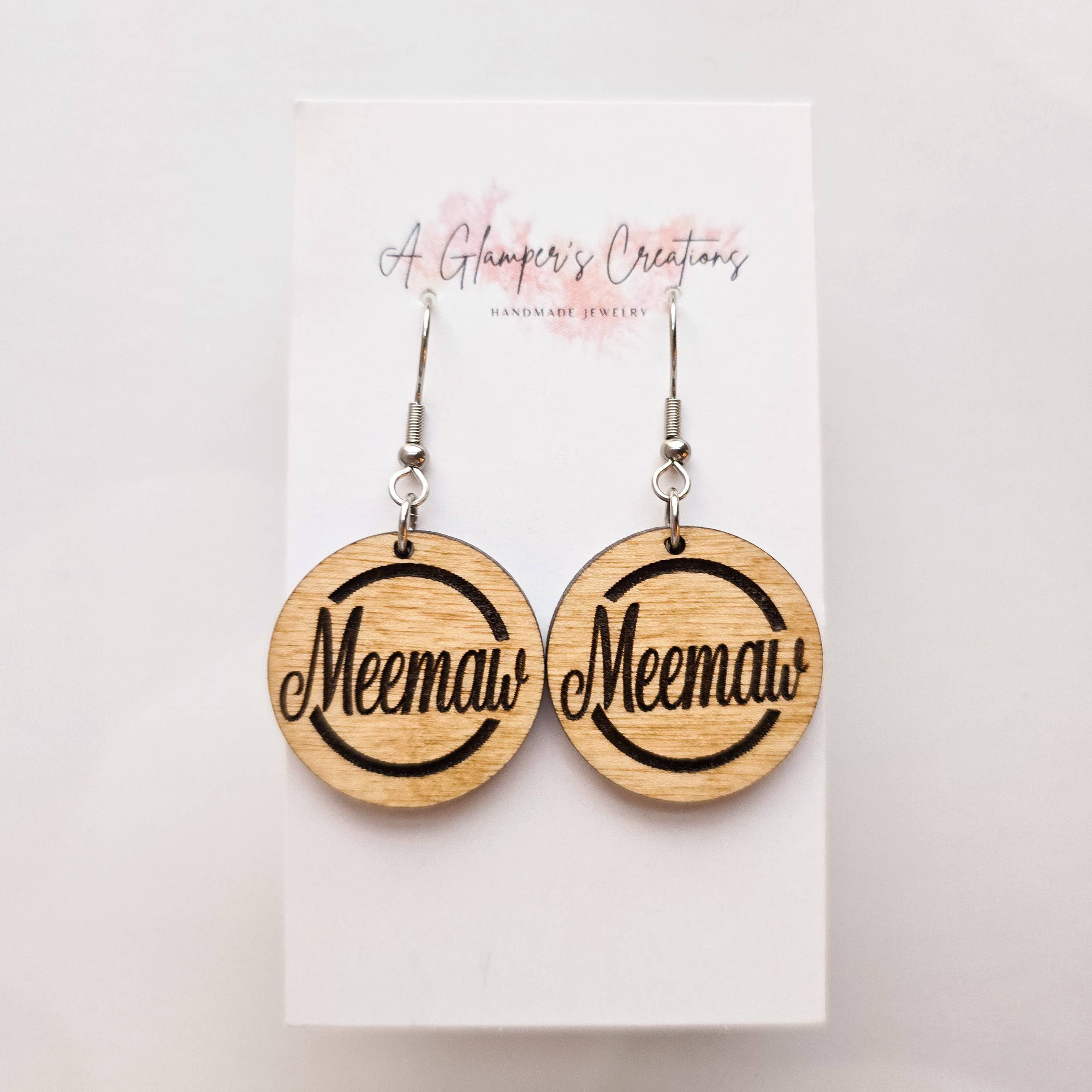 A Glamper's Creations LLC – wholesale Hängande örhängen – Mors dag träörhängen - Meemaw1