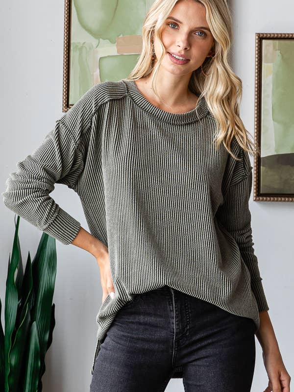 Top da donna in maglia a coste testurizzata con spacchi laterali T5640 per la vendita all'ingrosso da parte di 7th Ray