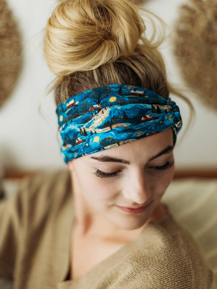 Fascia a spirale ispirata a Snowy Forest, ispirata a Van Gogh per la vendita all'ingrosso da parte di Radiant Wear