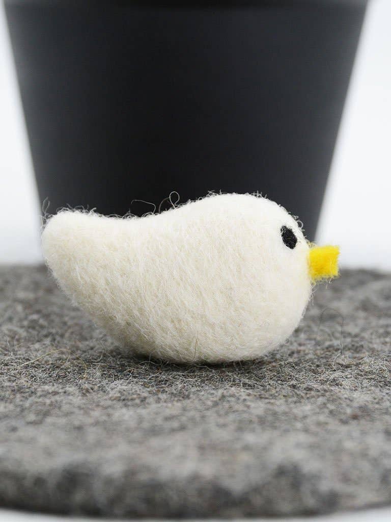 Woollyfelt - Wholesale Decorative Tabletop Object - Cute Felted White Bird | Set Of 103