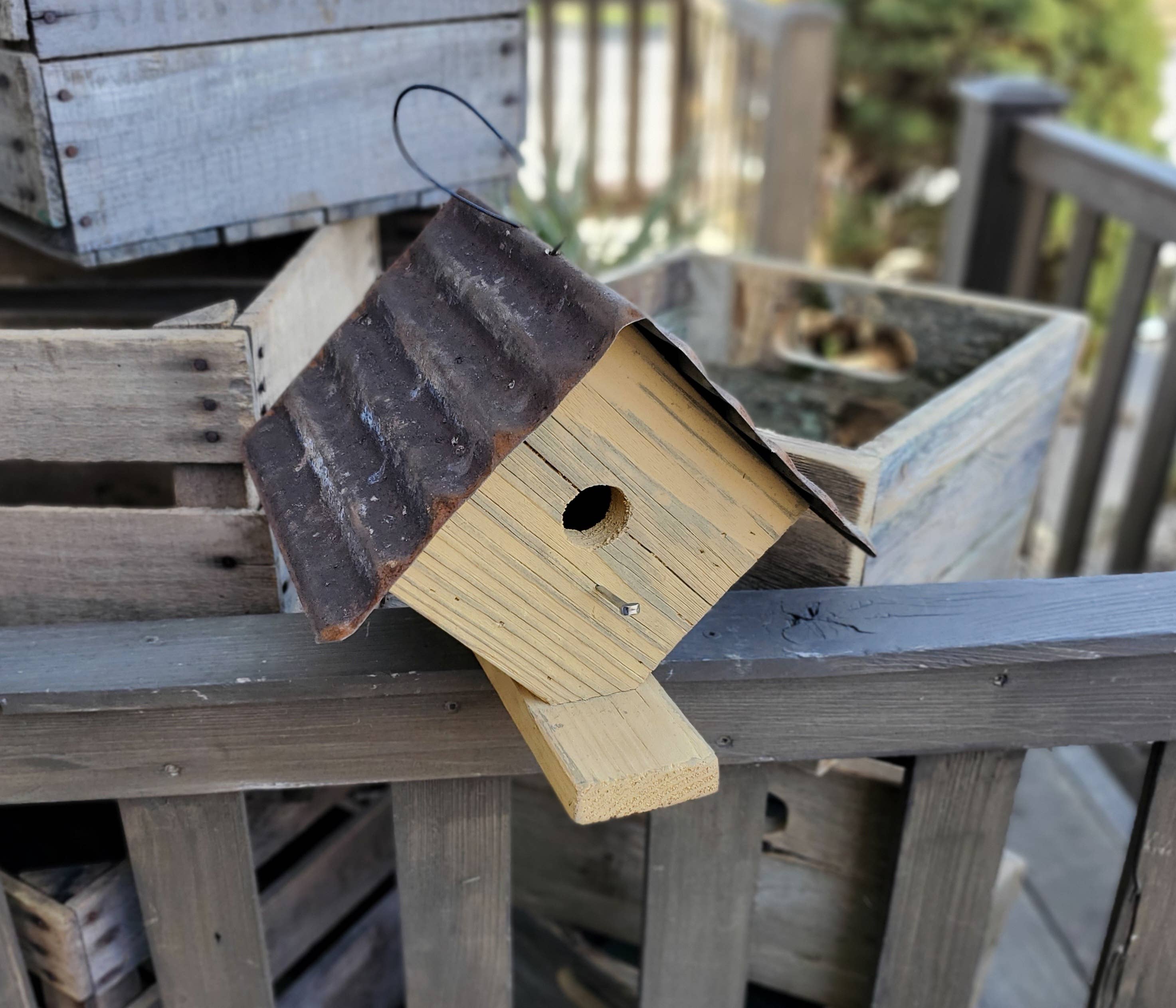 Flying Heart Threads - Wholesale Bird House - Rustic Reclaimed Wood and Corrugated Metal Wren House (SM11)4