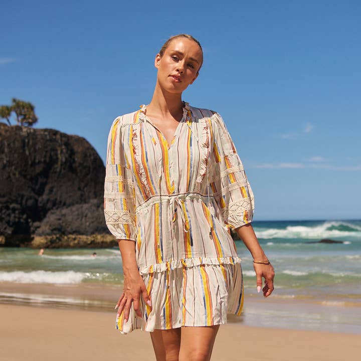 VESTIDO MINI REMY ESTAMPADO ARENAS COLOREADAS para venta al por mayor de Jaase