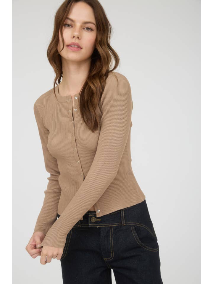 The Workshop Studio - Vente Cardigan – femme - GILET EN MAILLE À COL ROND AVEC BOUTONS-PRESSION45