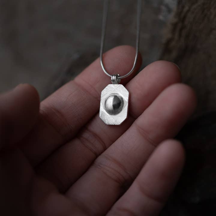 Memento necklace for wholesale by Júlia Castro Jewelry