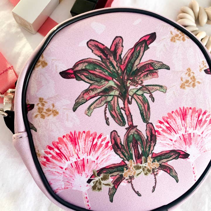 Libby Watkins - Wholesale Crossbody Bag - Women's - The Round Pocket in Palm Hills