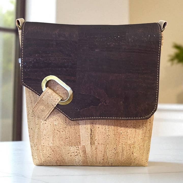 Valise en liège, modèle Psiqué, base naturelle pour la vente par Atelier da Cortiça